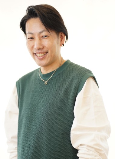 比嘉　康志