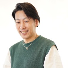 比嘉　康志